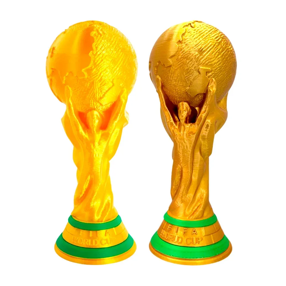 1pza Figura trofeo de plástico 21cm, variedad de colores / lu88419