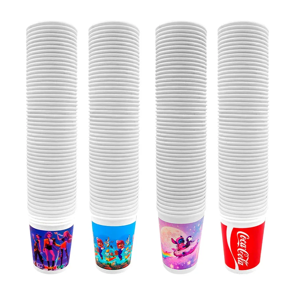 Paquete con 50 vasos desechables con estampado animado, variedad de modelos