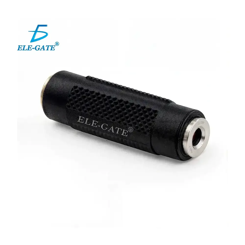 1pza Adaptador jack 3.5mm hembra a conector hembra 3.5m