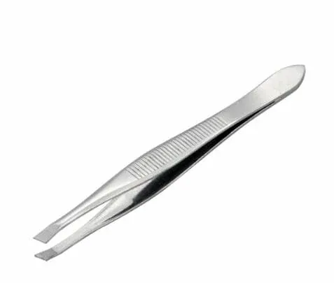 pinza saca cejas modelo