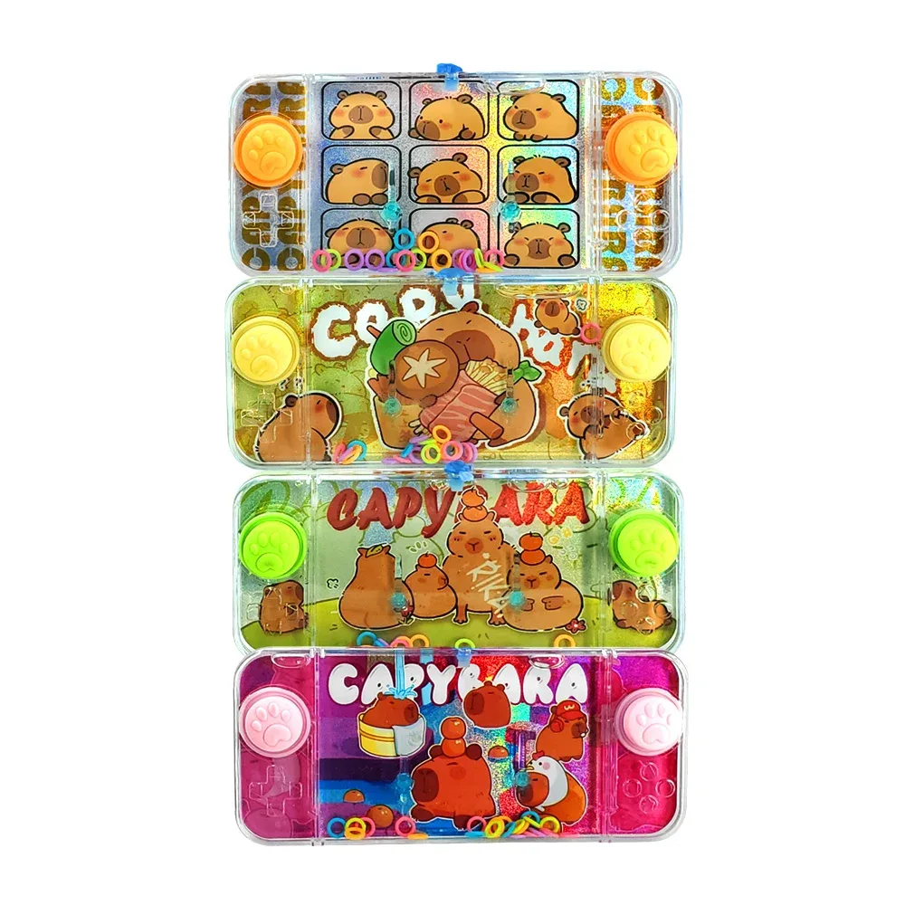 Juguete de agua rectangular con aros para encestar y estampado de capibara
