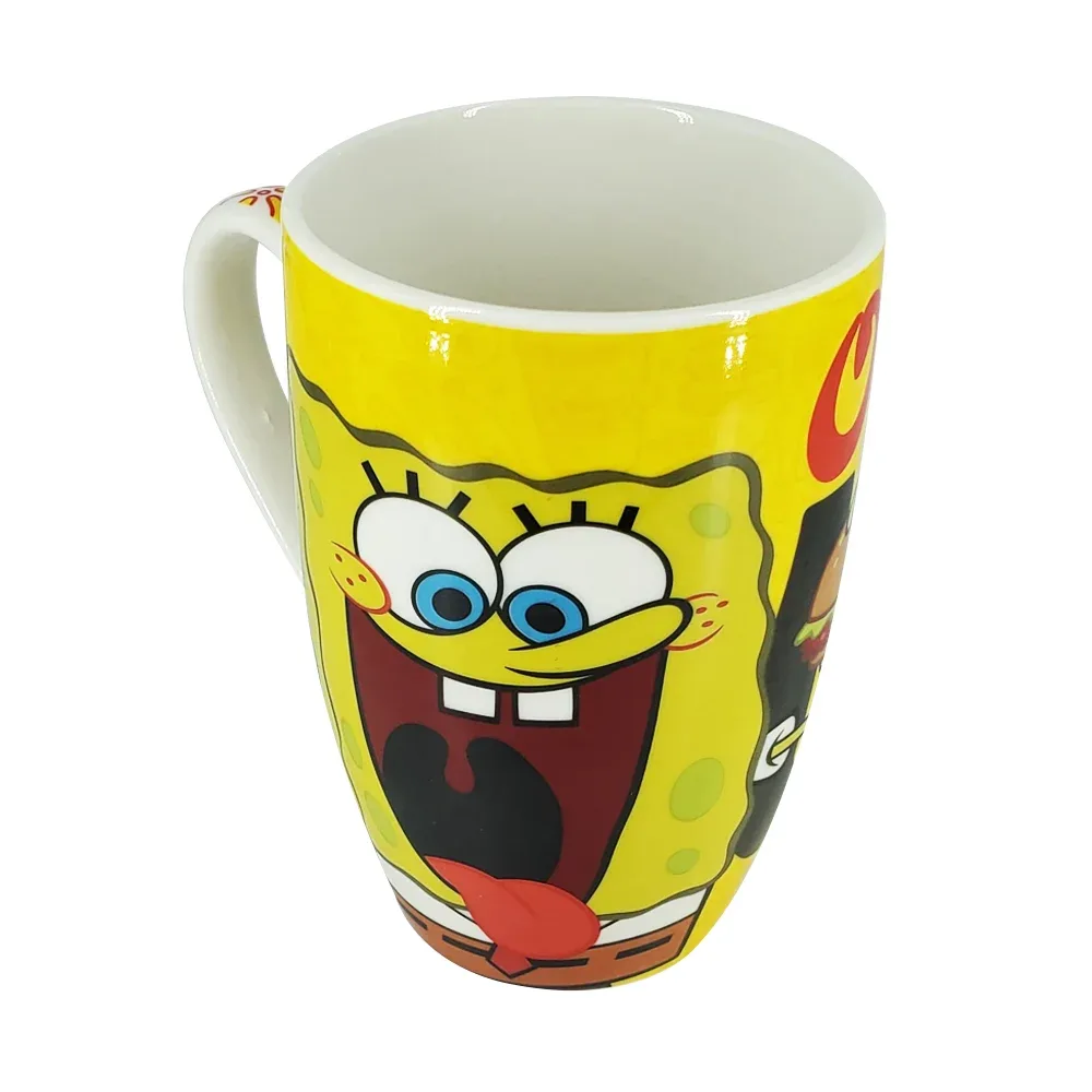 Taza de porcelana con capacidad 500ml y diseño bob esponja / b199
