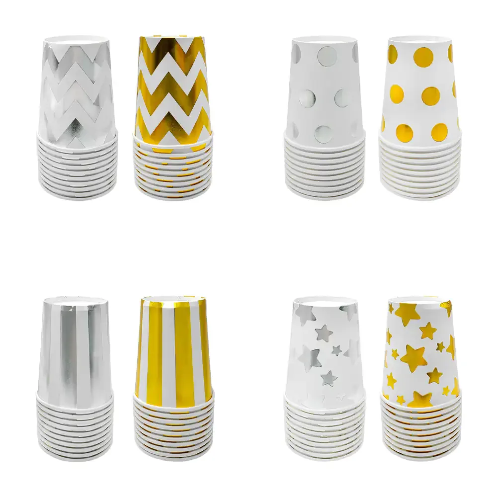 Paquete con 10 vasos desechables con estampado metálico, variedad de modelos