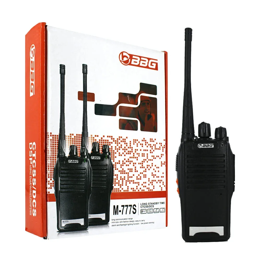 Par de radios walkie talkie con base para cargar, auriculares y accesorios / 11497